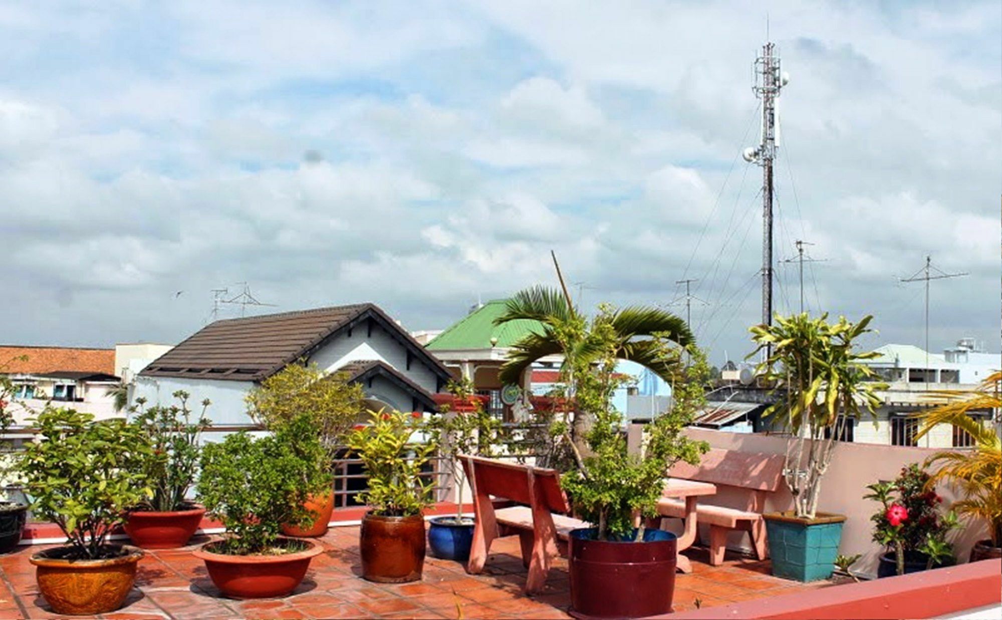 Murray Guesthouse Chau Doc Exterior photo